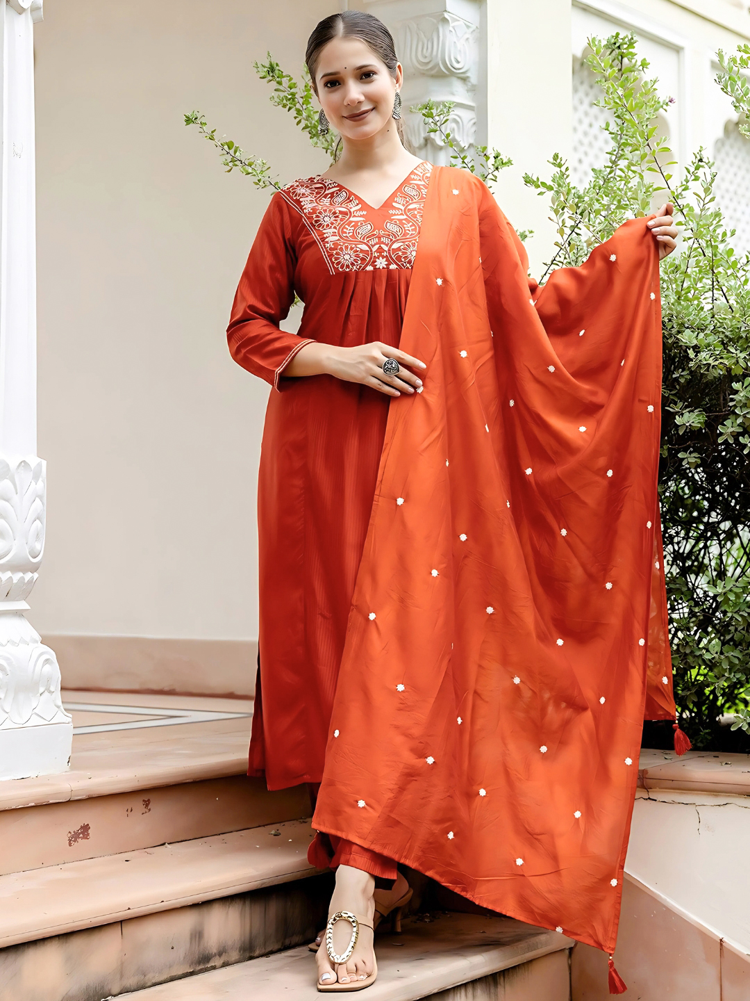 MY Fashion Premium Embroidered Kurti Pant & Tabby Dupatta Set � D722