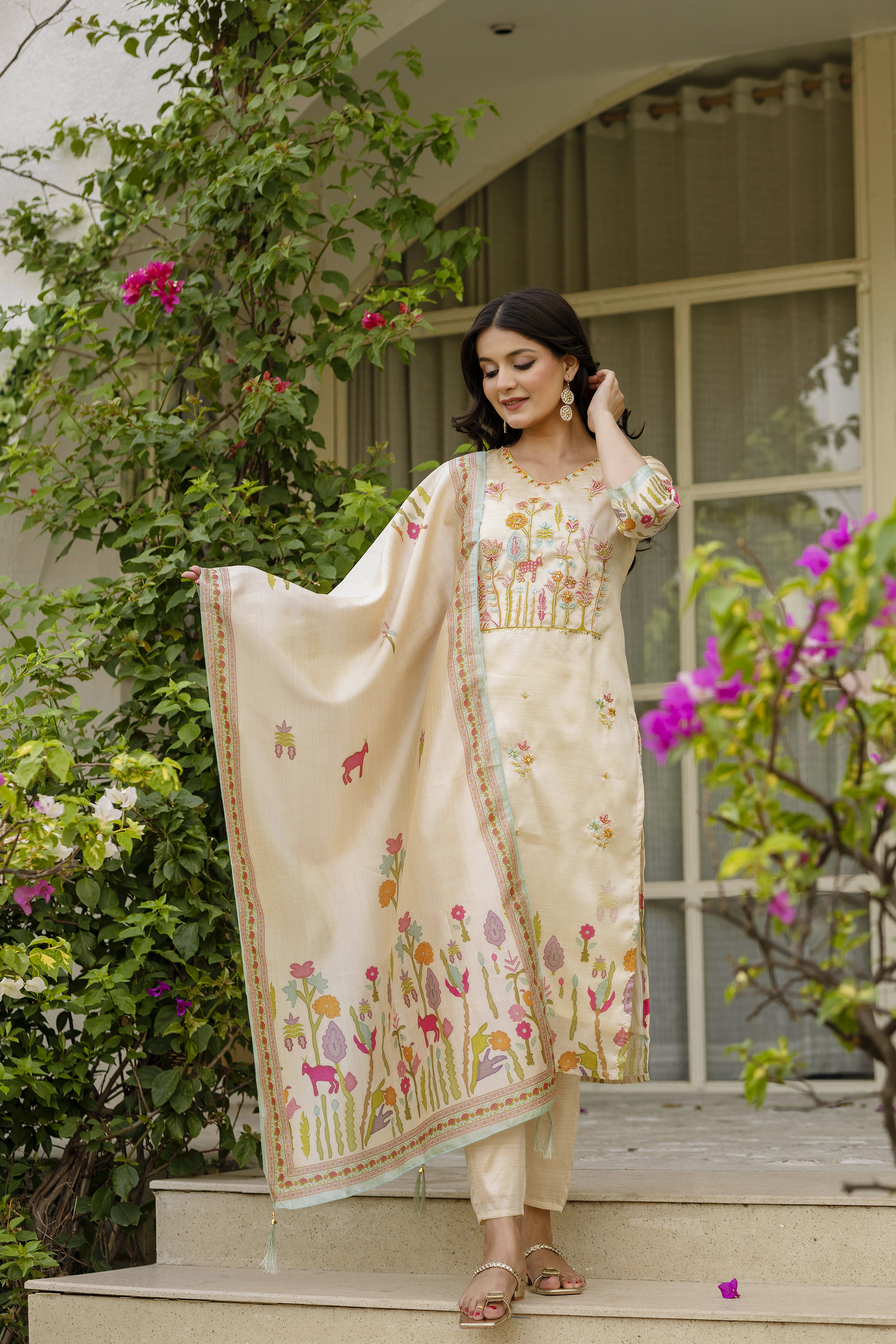 MY Fashion Premium Embroidered Viscose Assam Silk Kurti Pant & Dupatta Set � HR-25