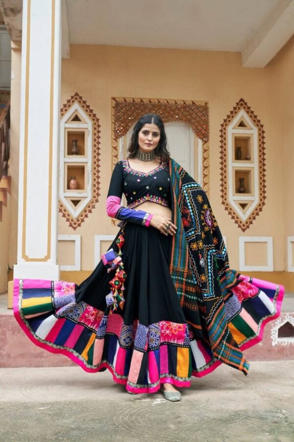 Elegant Black Lehenga Choli 2025–26 Elegant Black Lehenga Choli 2025–26
