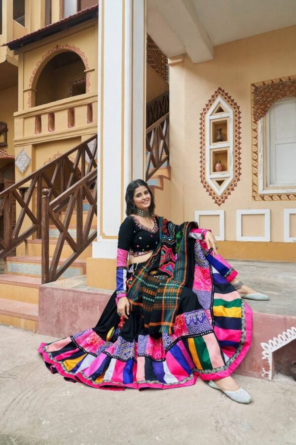 Elegant-Black-Lehenga-Choli-5.jpg Elegant Black Lehenga Choli with Gamthi embroidery with mirror work - Image 3