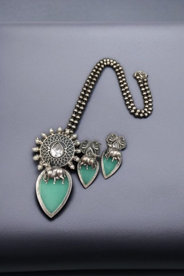 Silver Replica Nandi Necklace Set Silver Replica Nandi Necklace Set