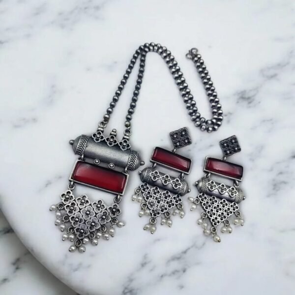 Silver-Replica-Pendant-Set-7.jpeg Mesmerizing Antique Touch Silver Replica Pendant Set | Elegant Oxidized Monalisa Stone Jewelry - Image 5