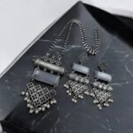 Mesmerizing Antique Touch Silver Replica Pendant Set | Elegant Oxidized Monalisa Stone Jewelry - Image 6