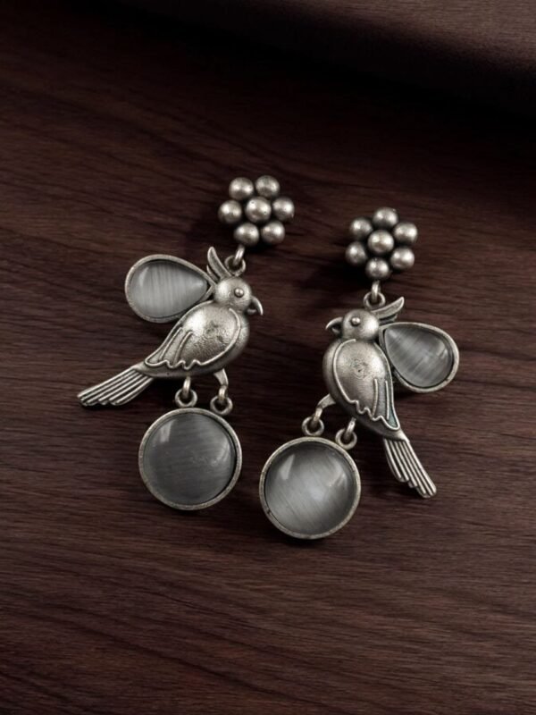 Stud-Earrings-16.jpeg Perfect Monalisa Stone Flower Stud Earrings with Bird Motif – By My Fashion - Image 4