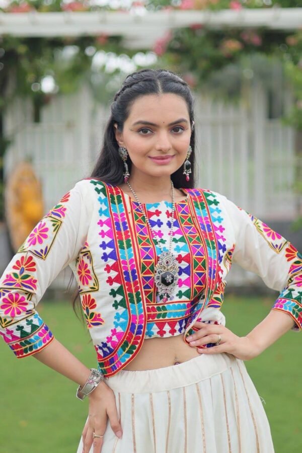 Kutchi Work Lehenga Choli Kutchi Work Lehenga Choli