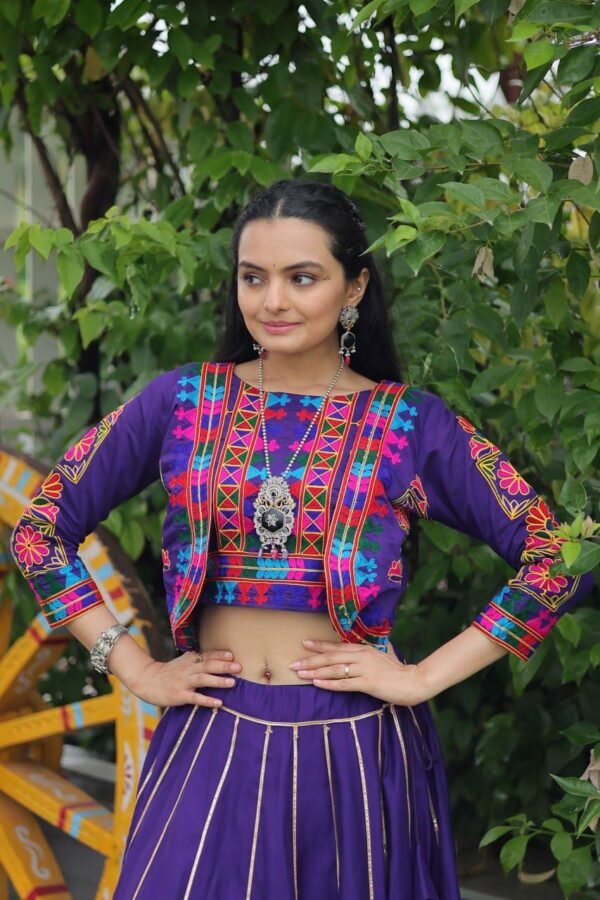 Kutchi Work Lehenga Choli (46) Kutchi Work Lehenga Choli – 8M Flair | Full-Stitched | Navratri Special 2025 - Image 25