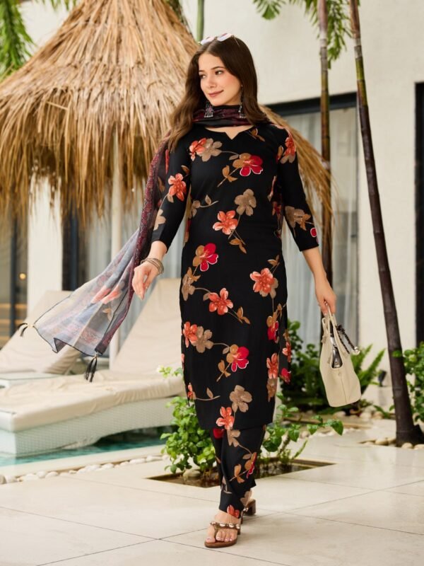 Buy Black Kurti With Pant Dupatta2 Buy Black Kurti With Pant Dupatta | Silk Blend Embroidered Set – My Fashion  - Image 6