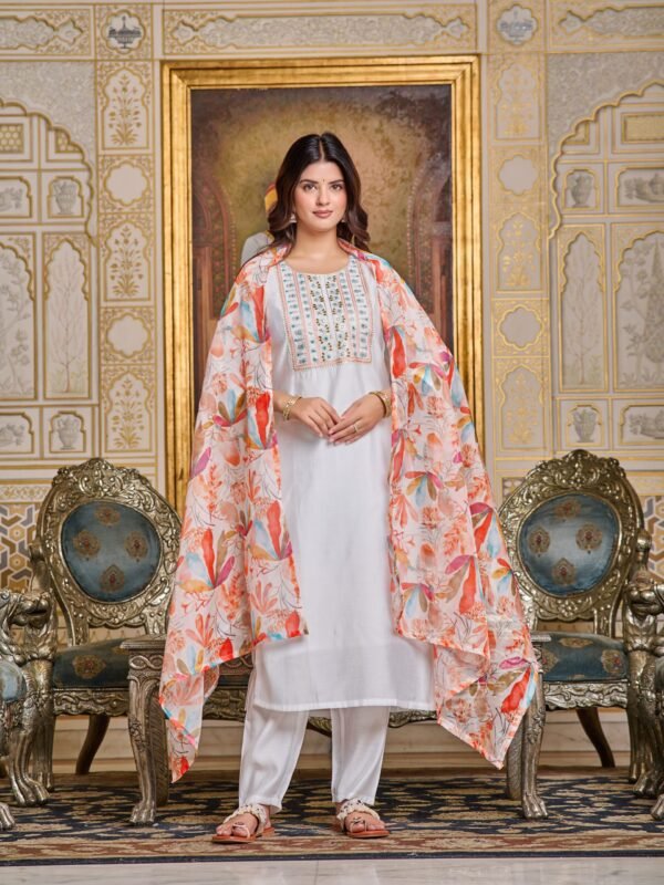 New Women Chanderi Kurta With Pant Dupatta Set | My Fashion - Image 5