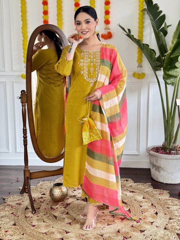 Mustard Viscose Chanderi Kurta Set Mustard Viscose Chanderi Kurta Set