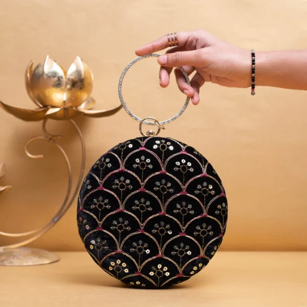 women designer clutches21 Designer Round Ethnic Clutch