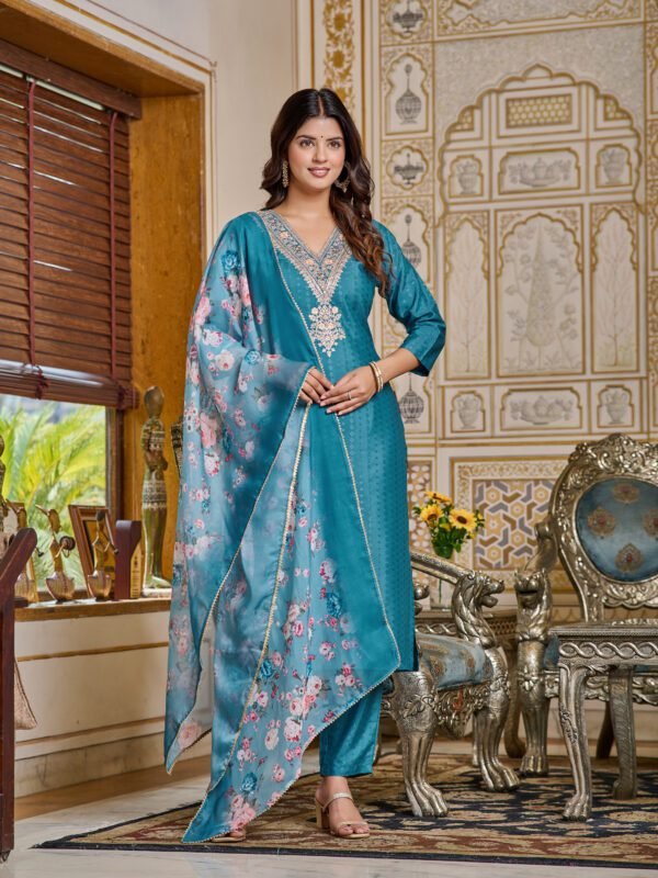 Women Embroidered Viscose Rayon Kurta Set1 Women Embroidered Viscose Rayon Kurta Set