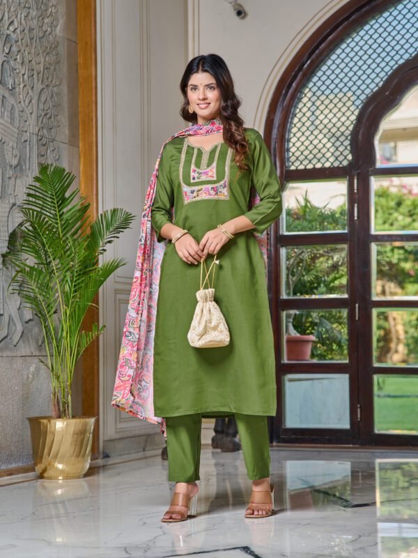 legant Chanderi Kurti Set with Embroidered Dupatta | Festive Ethnic Wear by My Fashion - Image 4