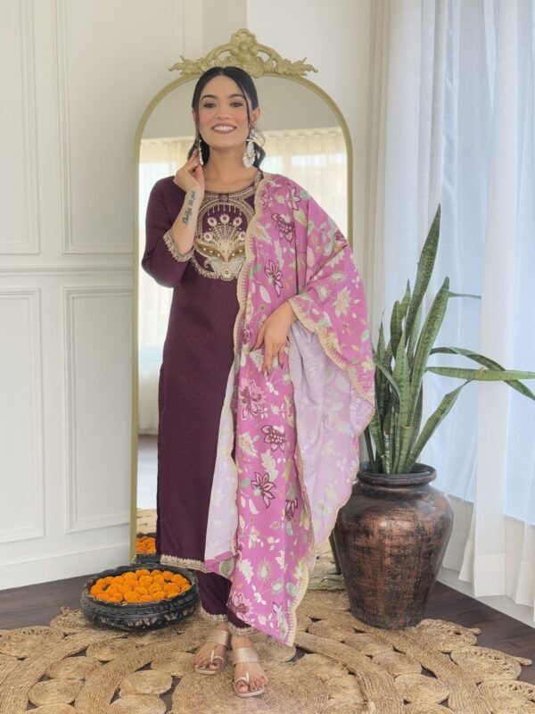 Viscose Rayon Embroidered Kurti Set