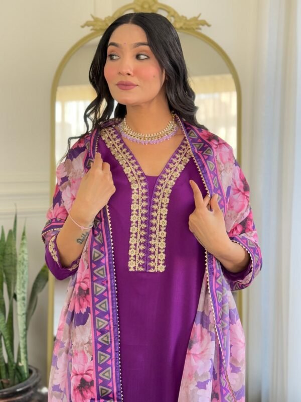 Elegant Women’s Viscose Slub Embroidered Kurti Set | My Fashion - Image 10