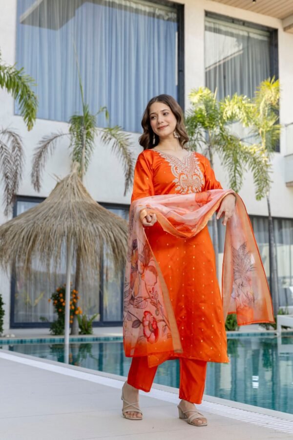Kurti with Pant and Dupatta5